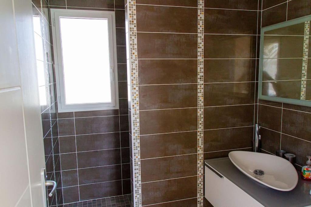 Villa Avec Piscine Chauffee Trois Chambres Saint-Sulpice-de-Royan Екстериор снимка
